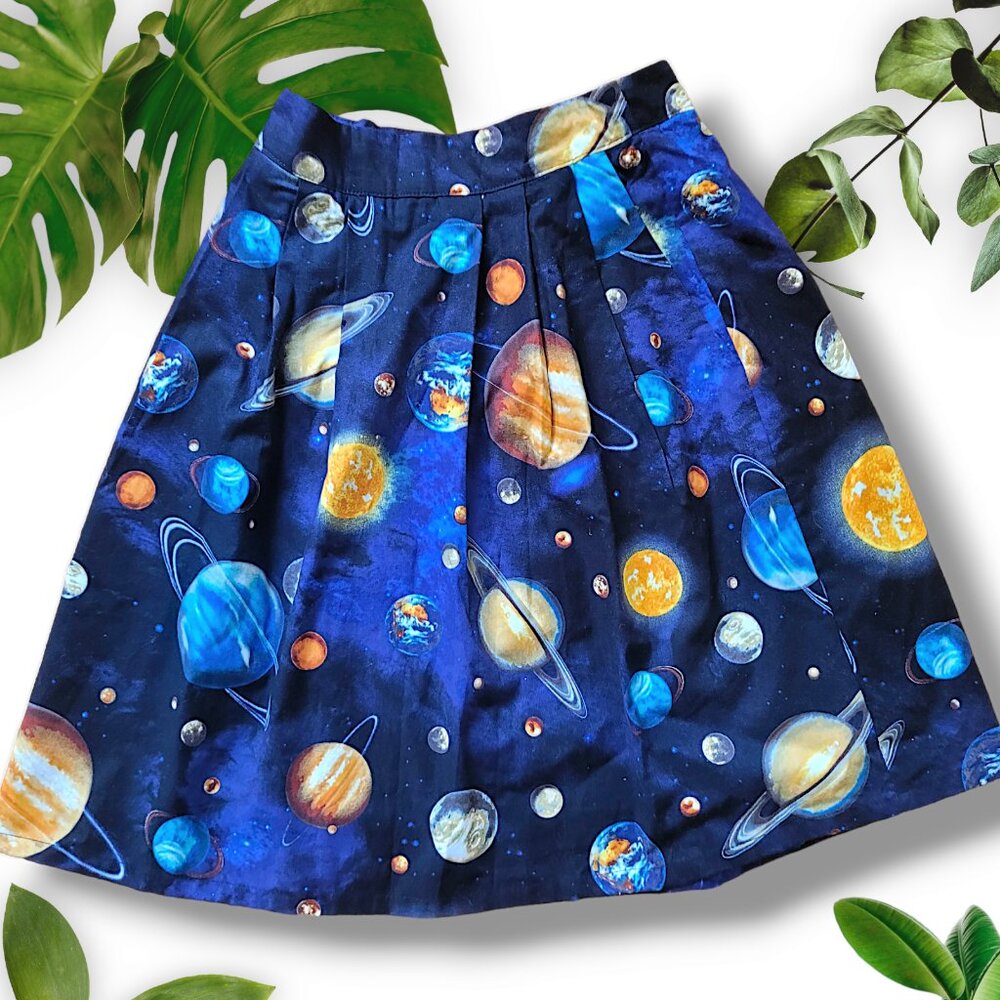 Space-Print Cotton Birds of North America Skirt, sz 2